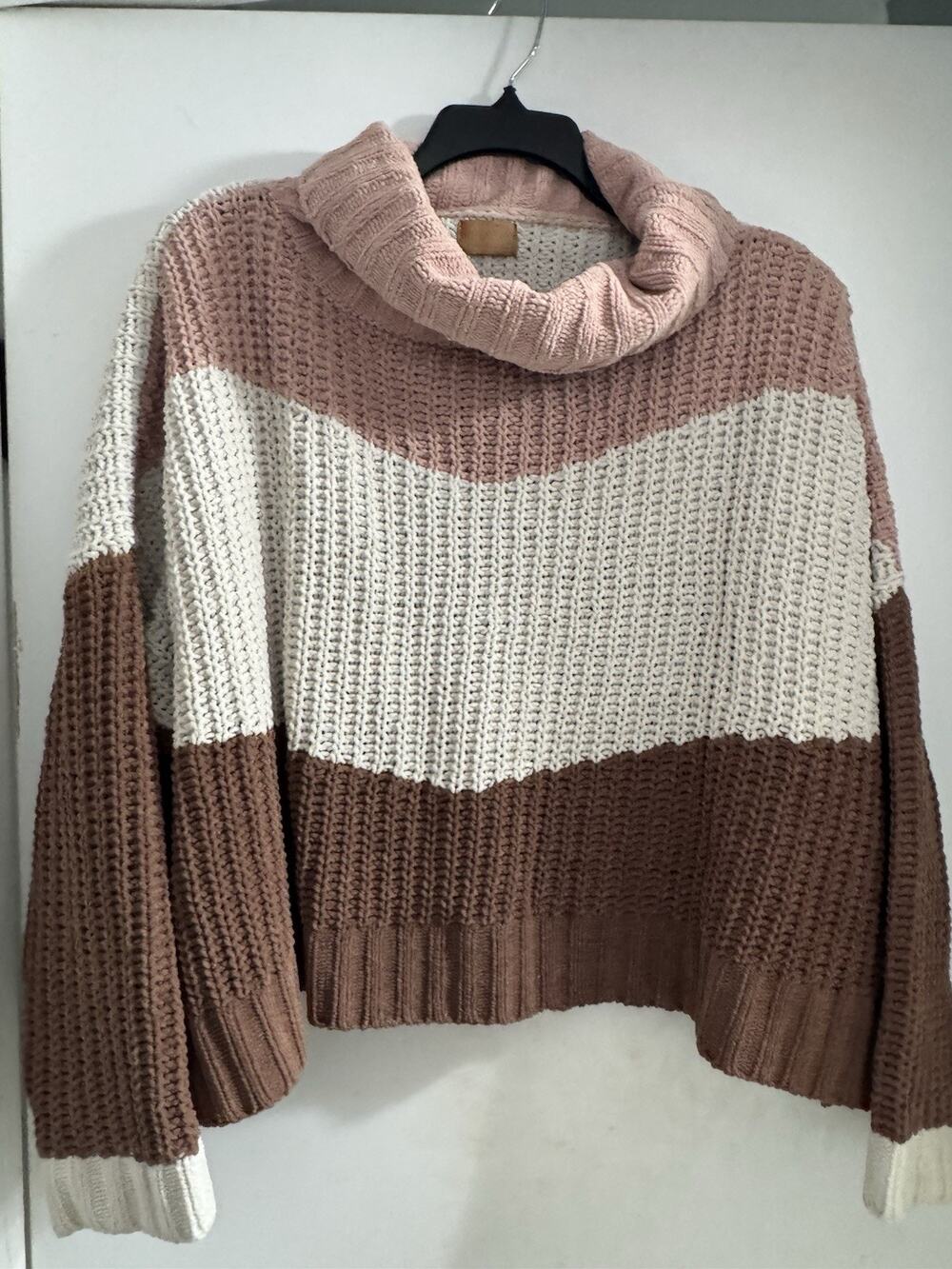 POL Colorblock Cowl Neck Sweater Size Large Brown Cream And Pink